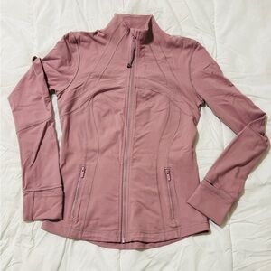Lululemon Defined Jacket Rose Pink Mauve sz 8 good condition